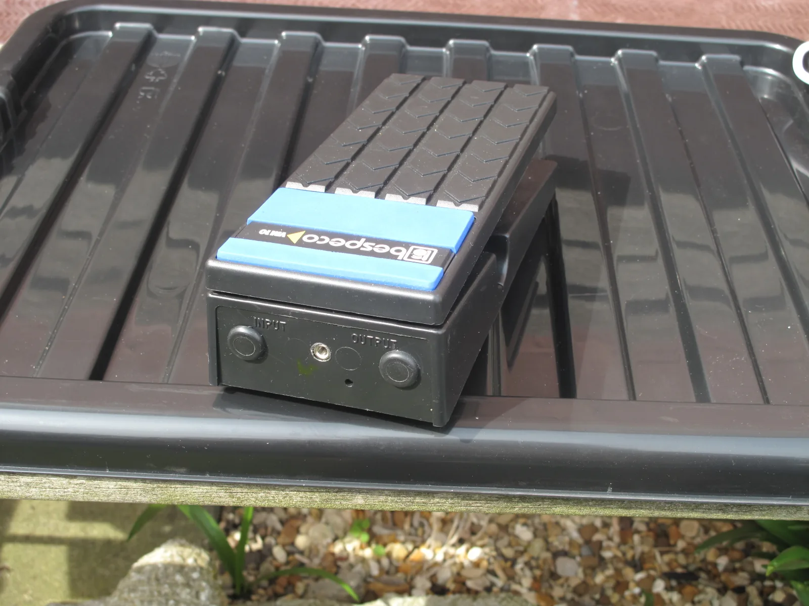 A cheap second-hand Bespeco volume pedal rewired to a 3.5mm socket for use with the UCreate.